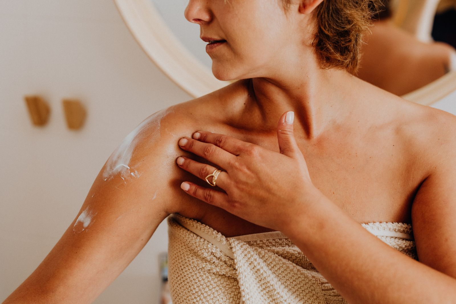 A calm body moisturising routine